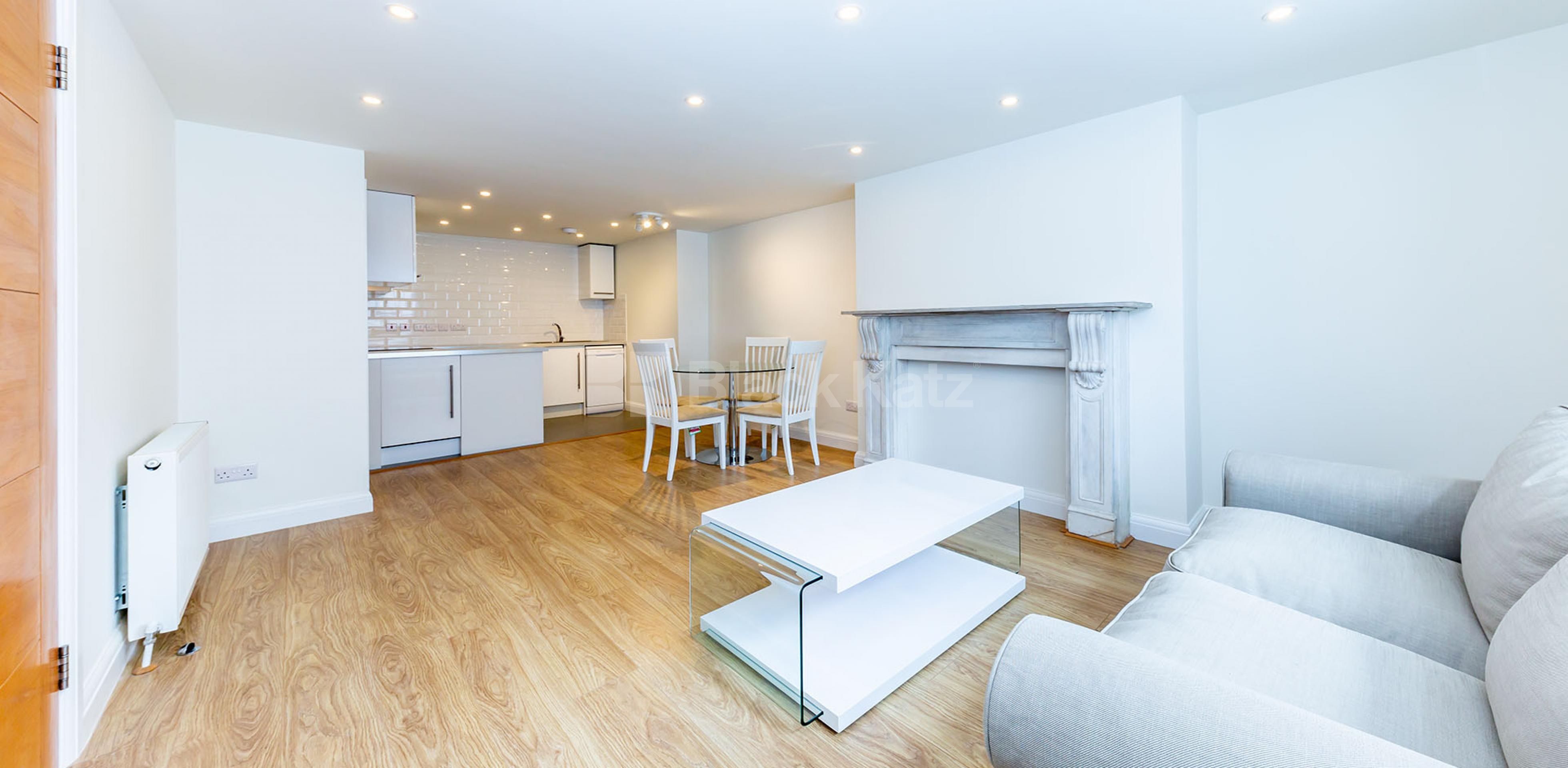 Modern furnished two bed mins to Regents Park and Camden Tube  Parkway, Regents Park NW1
